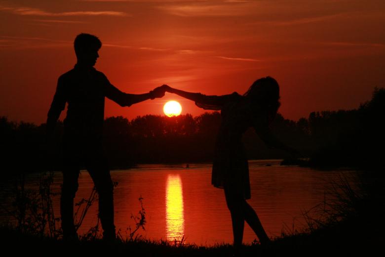 Free stock image of Sunset created by Pixabay