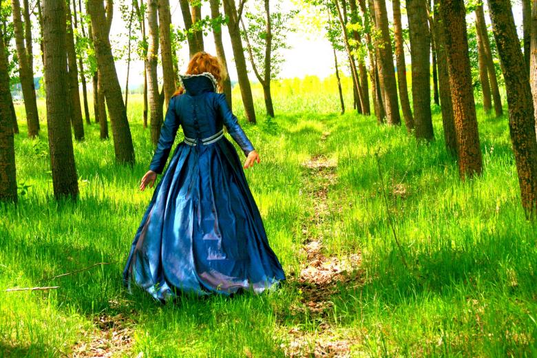 Free stock image of Girl in Blue created by Pixabay