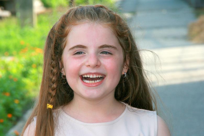 Free stock image of Smiling Girl created by Pixabay