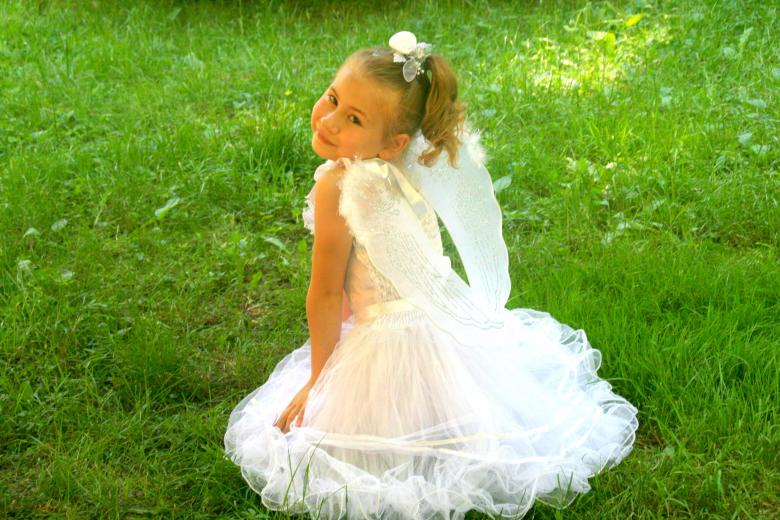 Free stock image of Little Angel created by Pixabay