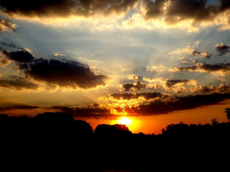Free stock image of Sunset created by Pixabay