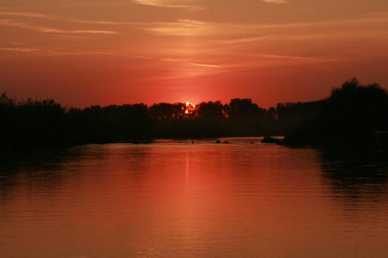 Free stock image of Sunset created by Pixabay