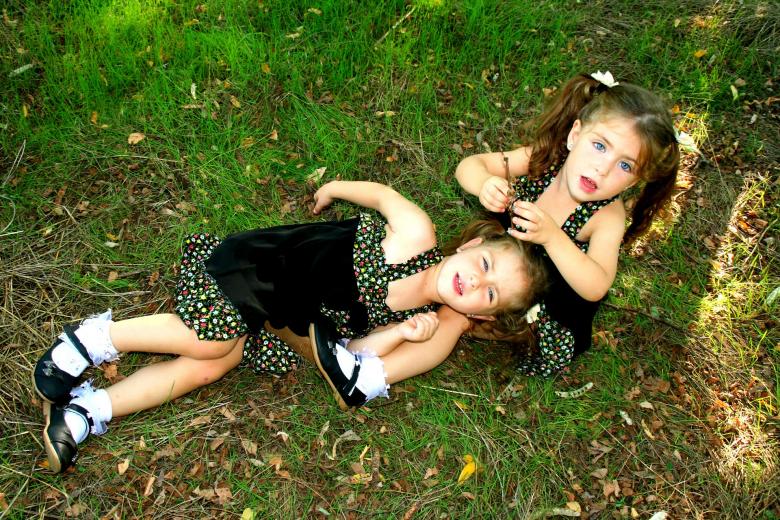 Free stock image of Sister Love created by Pixabay