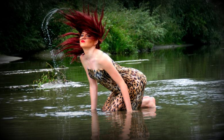 Free stock image of Girl In Water created by Pixabay