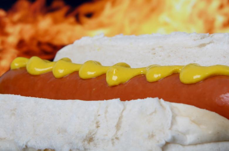 Free stock image of Hot Dog created by Pixabay