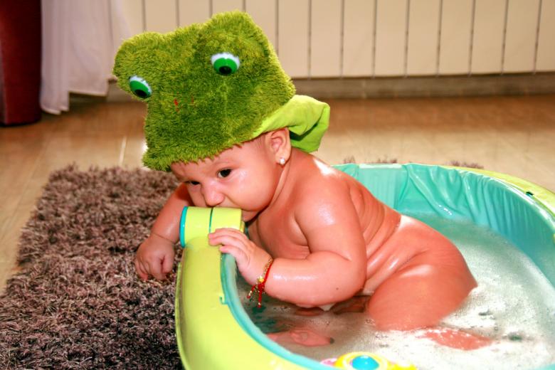 Free stock image of Taking Bath created by Pixabay
