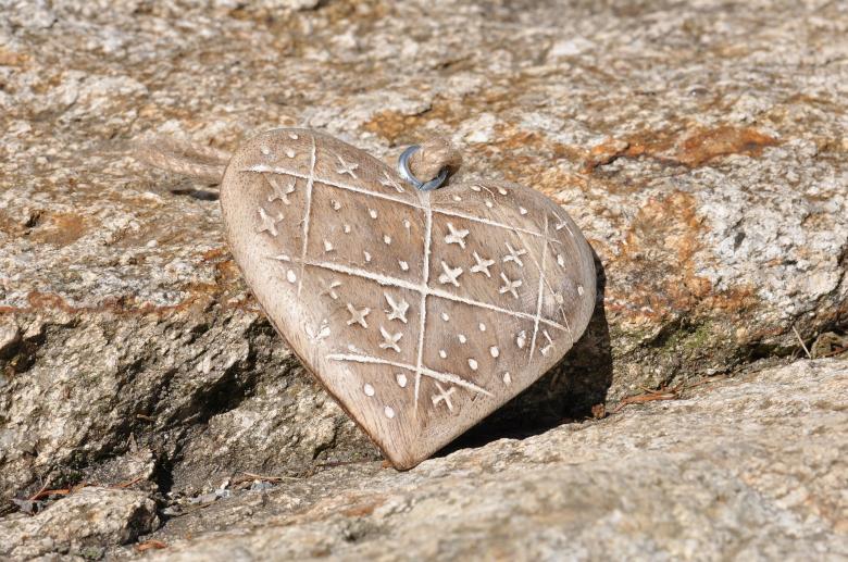 Free stock image of Heart on Stone created by Pixabay