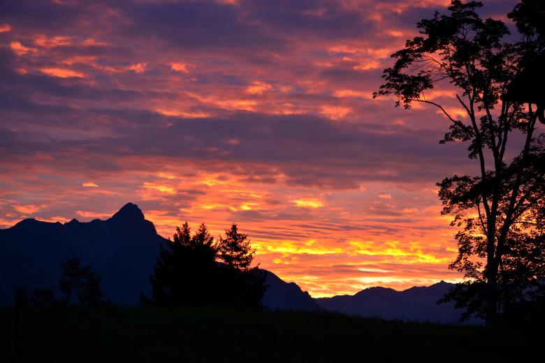 Free stock image of Sunrise created by Pixabay