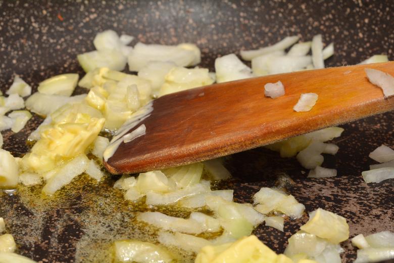 Free stock image of Onion created by Pixabay
