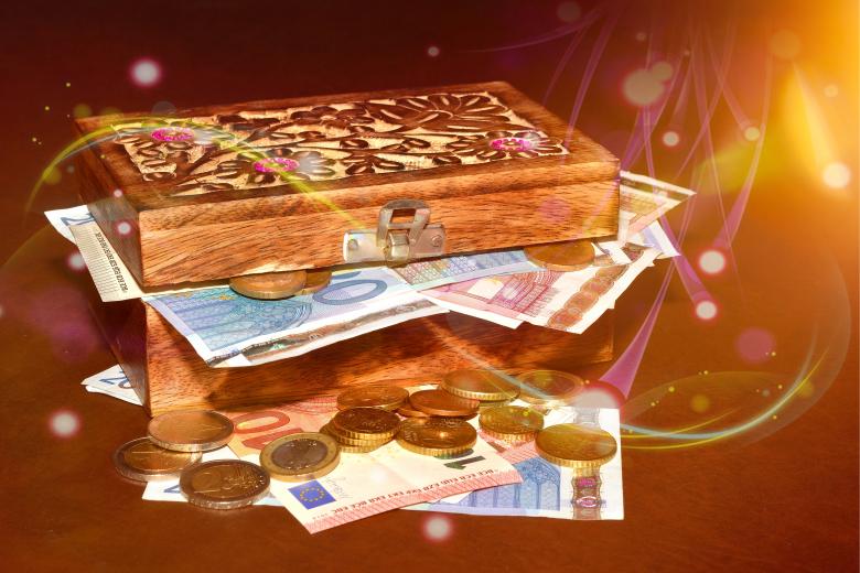 Free stock image of money created by Pixabay