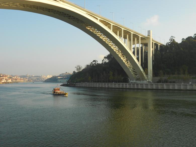 Free stock image of Arrábida Bridge created by Francisco Rodrigues Gomes
