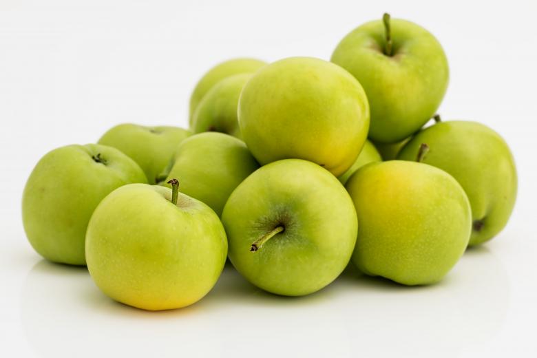 Free stock image of Bunch of Apples created by Pixabay
