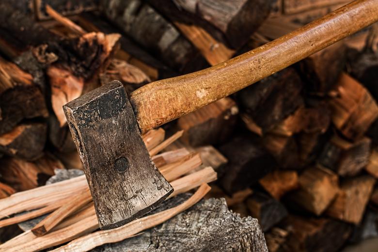 Free stock image of Axe created by Pixabay