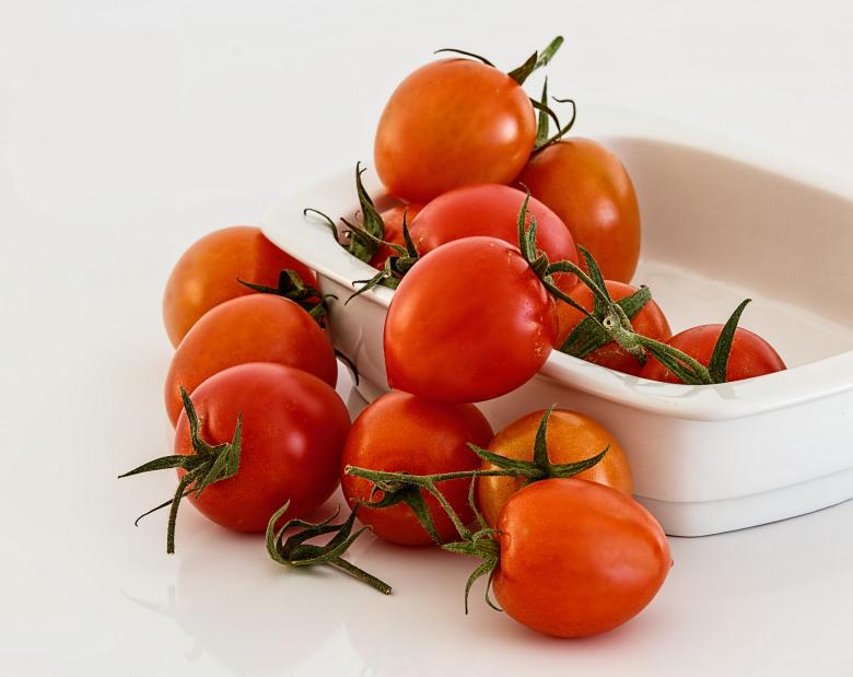 Free stock image of Fresh Tomatoes created by Pixabay