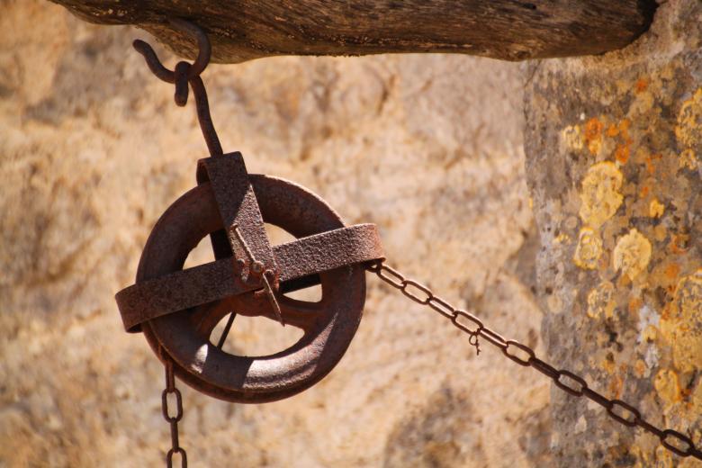 Free stock image of Pulley created by Pixabay