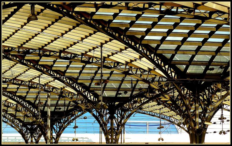 Free stock image of Railway Station created by Pixabay
