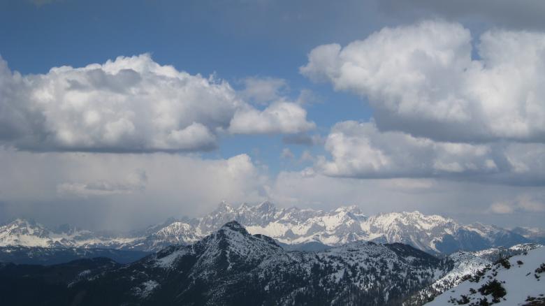 Free stock image of Mountainous created by Pixabay