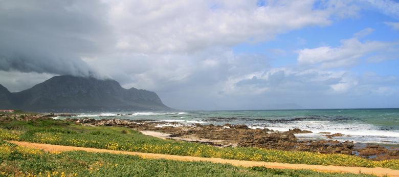 Free stock image of Coast created by Pixabay
