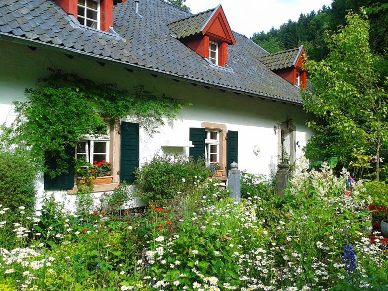 Free stock image of House created by Pixabay