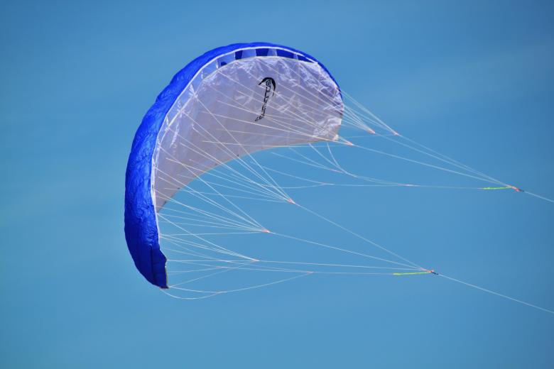 Free stock image of Paragliding created by Pixabay