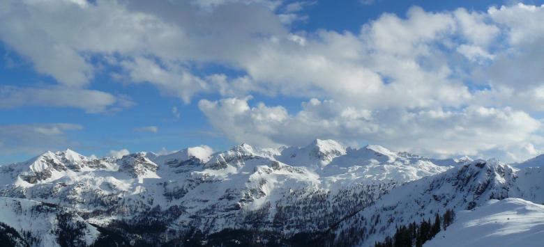 Free stock image of Mountain created by Pixabay