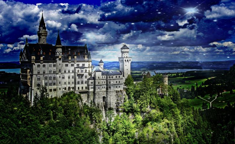 Free stock image of Dramatic Castle created by Pixabay