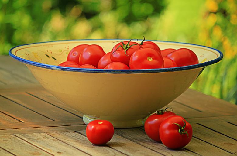 Free stock image of Tomatoes created by Pixabay