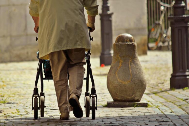 Free stock image of Pushing Wheelchair created by Pixabay