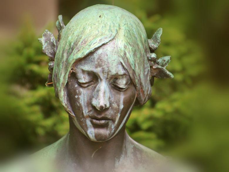 Free stock image of Lady Figure created by Pixabay