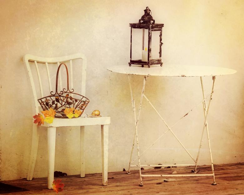Free stock image of White Chair created by Pixabay