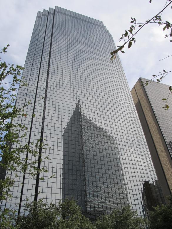Free stock image of Corporate Building created by Pixabay