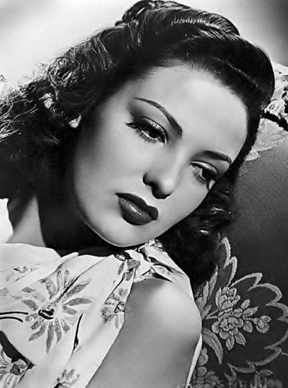 Free stock image of Linda Darnell created by Pixabay