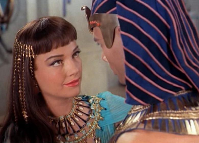Free stock image of Anne Baxter created by Pixabay
