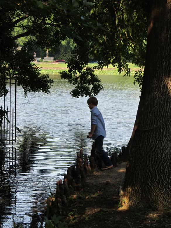 Free stock image of Child Near The River created by Pixabay