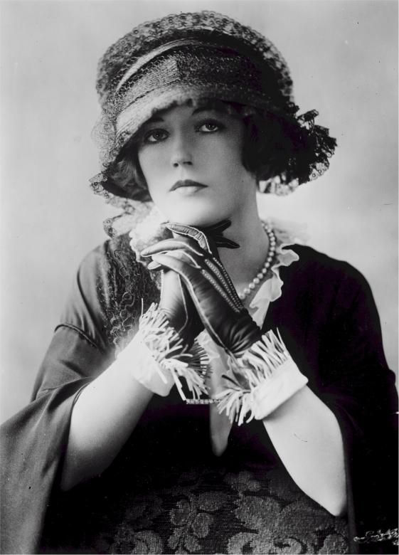 Free stock image of Marion Davies created by Pixabay