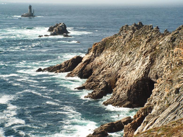 Free stock image of Rocky Shore created by Pixabay