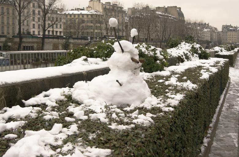 Free stock image of Snow in the City created by Pixabay