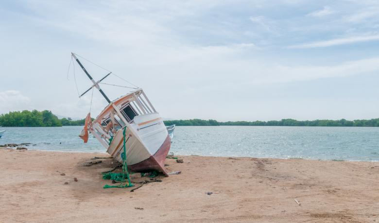 Free stock image of Boat on the Shore created by Pixabay