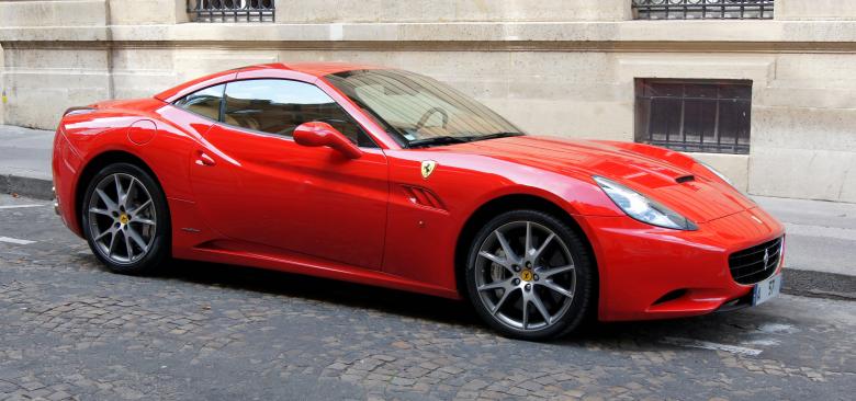 Free stock image of Ferrari in California created by Pixabay