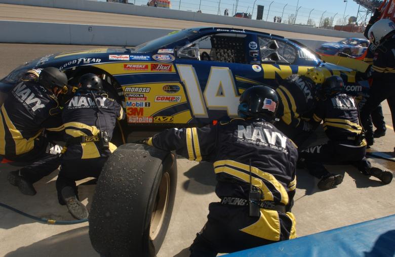 Free stock image of Pit Crew created by Pixabay