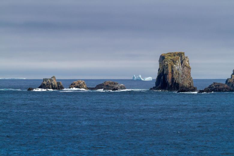 Free stock image of Rocks and Icebergs in the Distance created by Geoffrey Whiteway