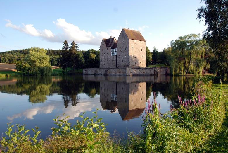 Free stock image of Brennhausen Castle created by Pixabay