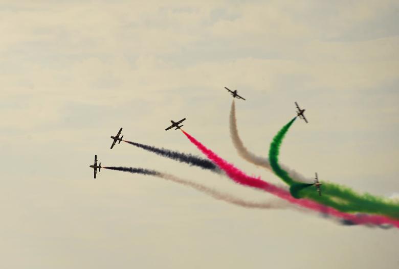 Free stock image of Colorful Airshow created by Pixabay