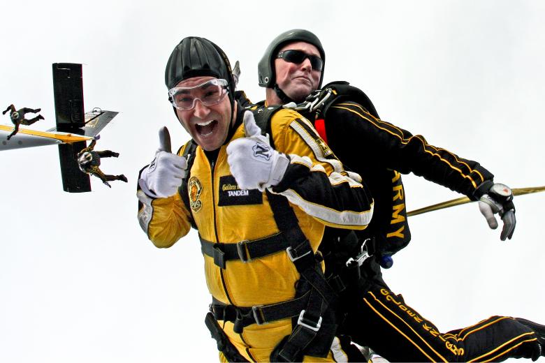 Free stock image of Tandem Skydivers created by Pixabay