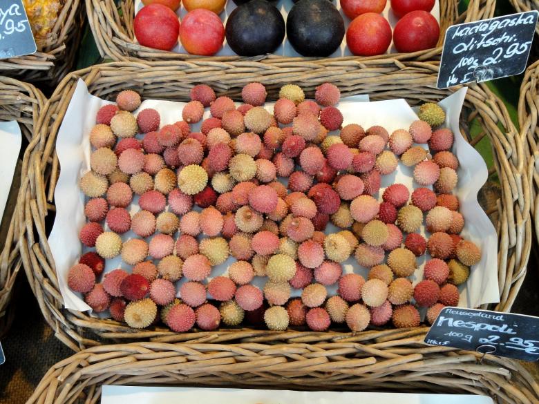 Free stock image of Fresh Lychees created by Pixabay
