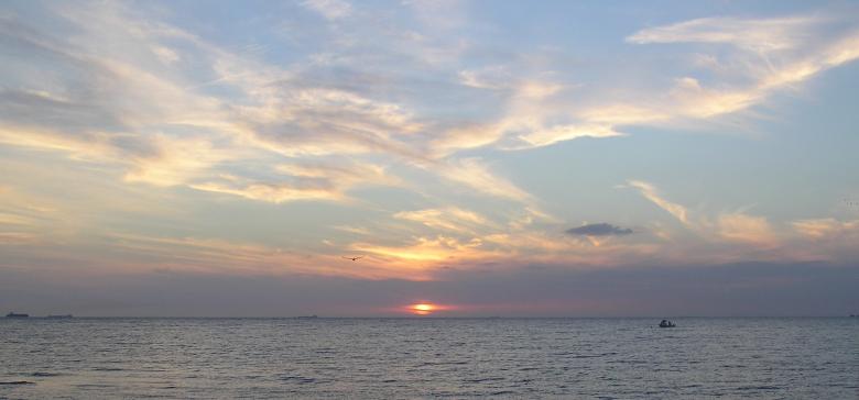 Free stock image of Sunset created by Pixabay