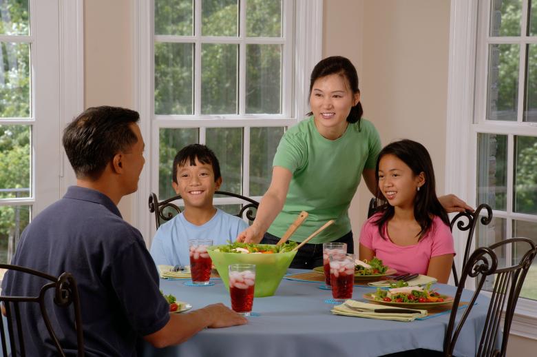 Free stock image of Family at the Table created by Pixabay