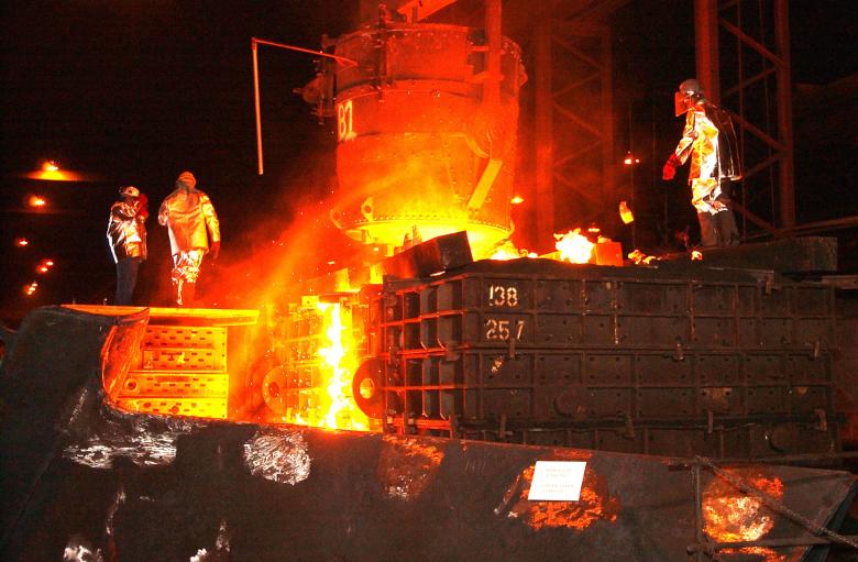 Free stock image of Steel Mill created by Pixabay