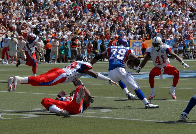 Free stock image of American Football created by Pixabay
