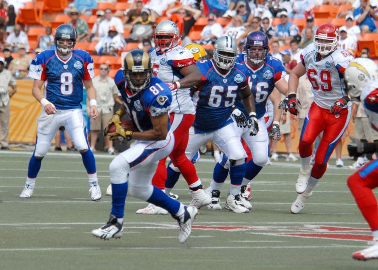 Free stock image of American Football created by Pixabay